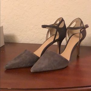 Grey gorgeous 14th & Union heels!